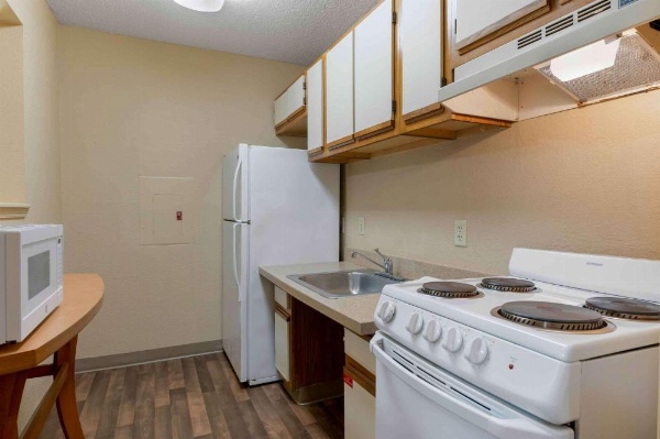 Extended Stay America Suites - Raleigh - North Raleigh - Wake Towne Dr. image 22