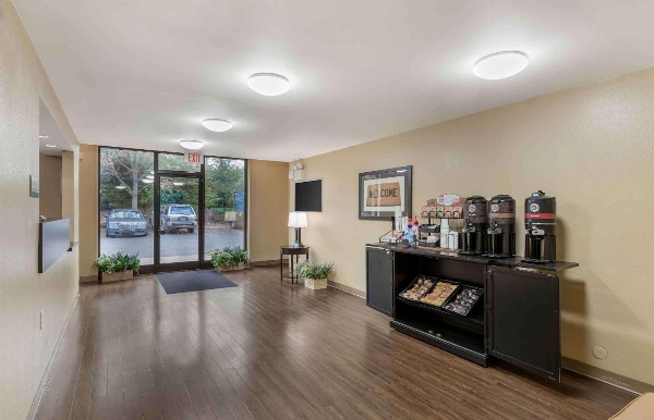 Extended Stay America Suites - Raleigh - North Raleigh - Wake Towne Dr. image 6